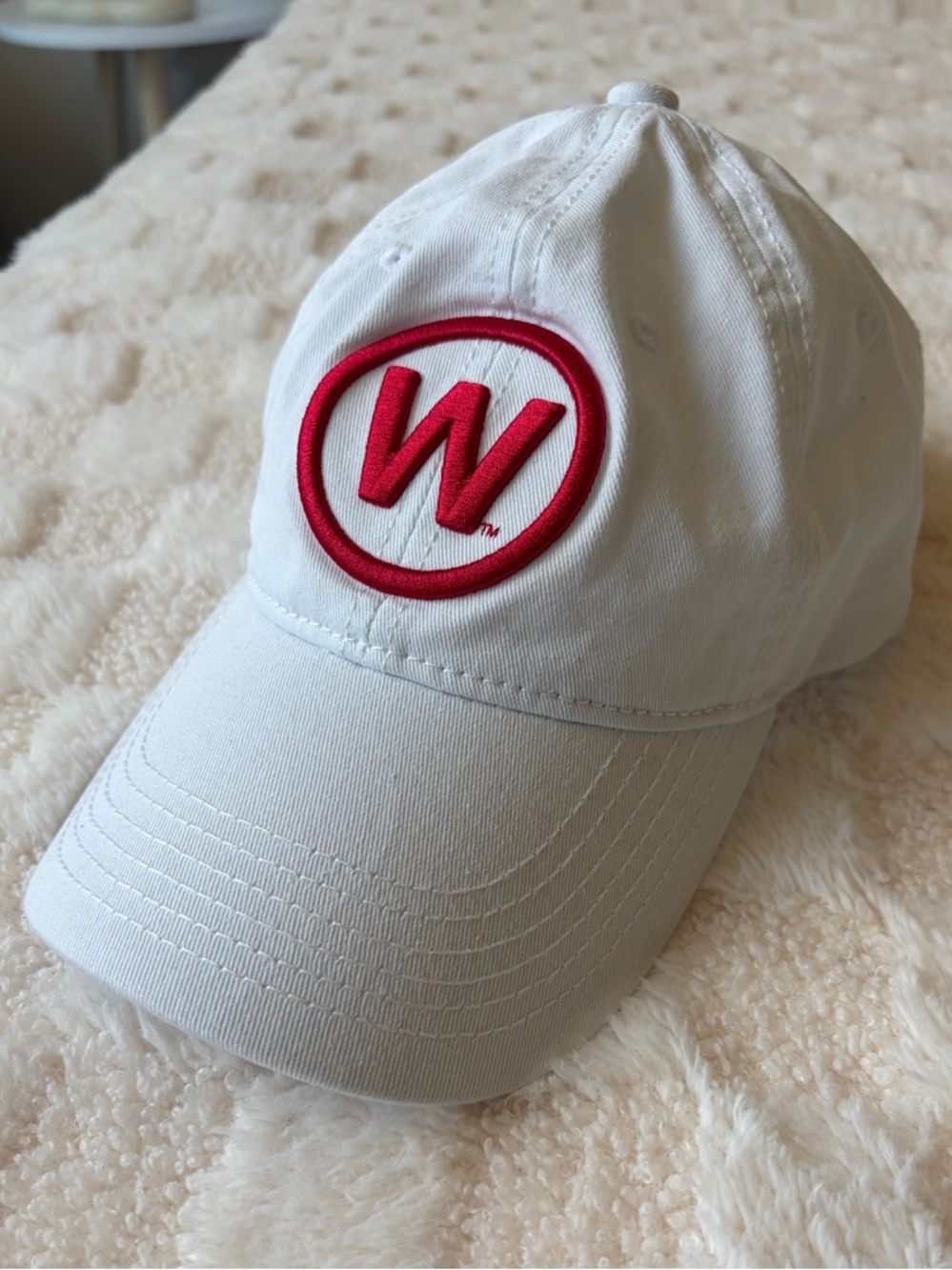 Wisconsin Badgers 150th Anniversary Logo Hat NWOT White Red W Adjustable Cap - Picture 1 of 2